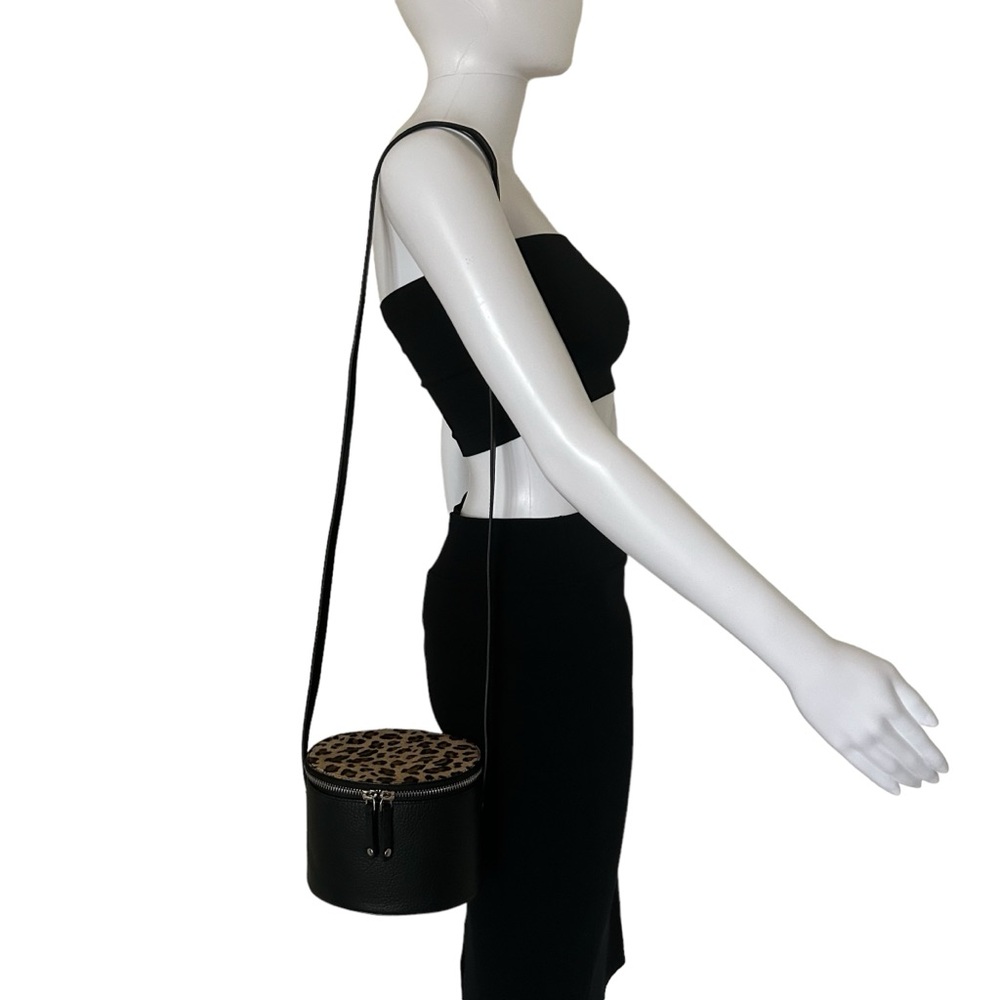 Black pebbled Leather Leopard Print Round Zipper Bucket shoulder Crossbody Bag